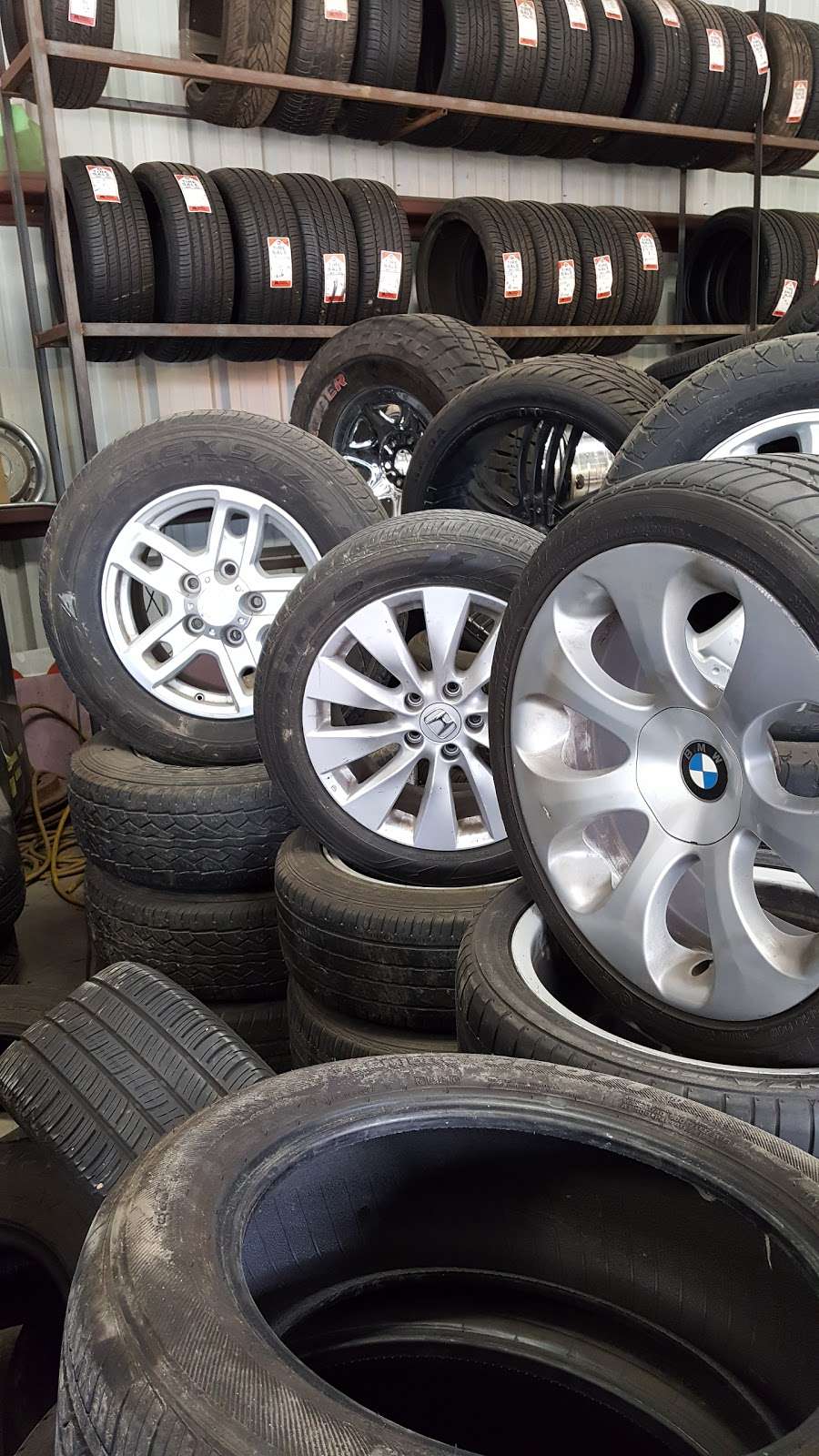 Texas Wheels & Tire | 9318 Almeda Genoa Rd, Houston, TX 77075, USA | Phone: (713) 505-6833