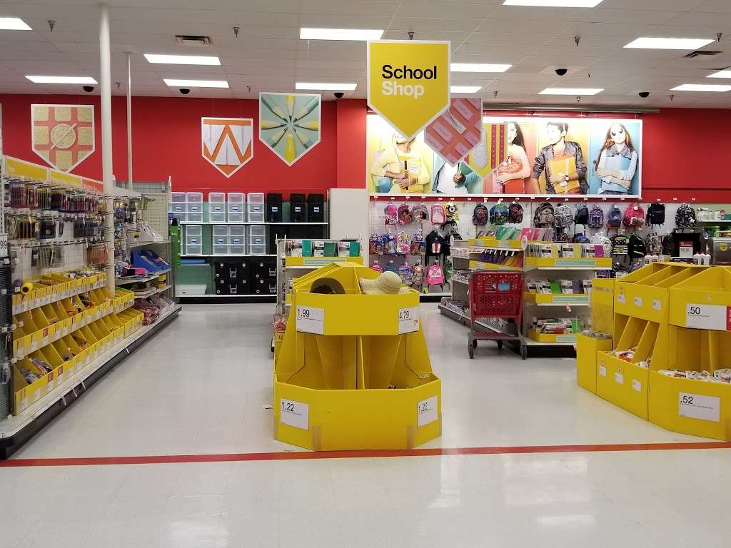 Target | 2270 N Bellflower Blvd, Long Beach, CA 90815, USA | Phone: (562) 493-5411