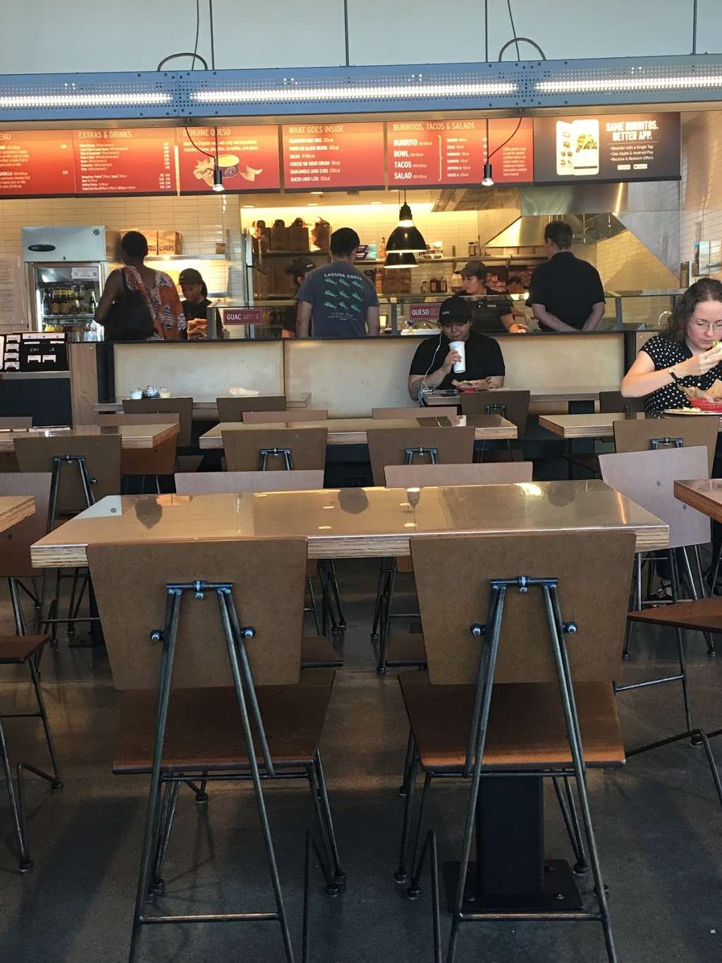 Chipotle Mexican Grill | 12747 Midway Rd, Dallas, TX 75244, USA | Phone: (972) 247-2837