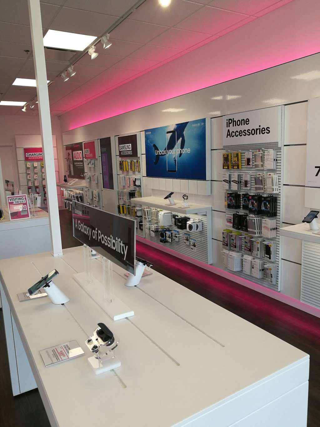 T-Mobile | 345 Main St, Tewksbury, MA 01876, USA | Phone: (978) 677-6151