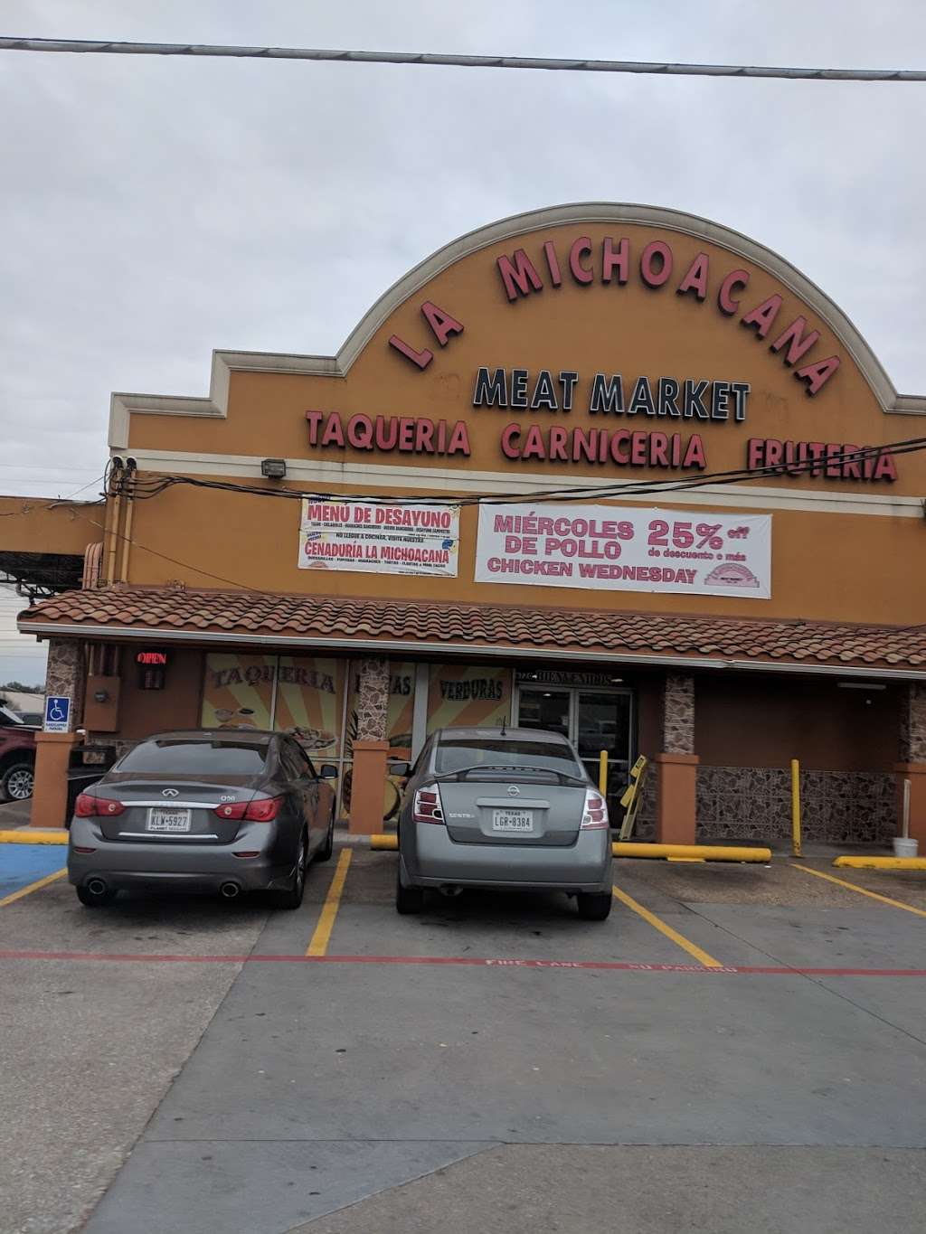 La Michoacana Meat Market | 6770 Greenville Ave, Dallas, TX 75231, USA | Phone: (214) 373-8803