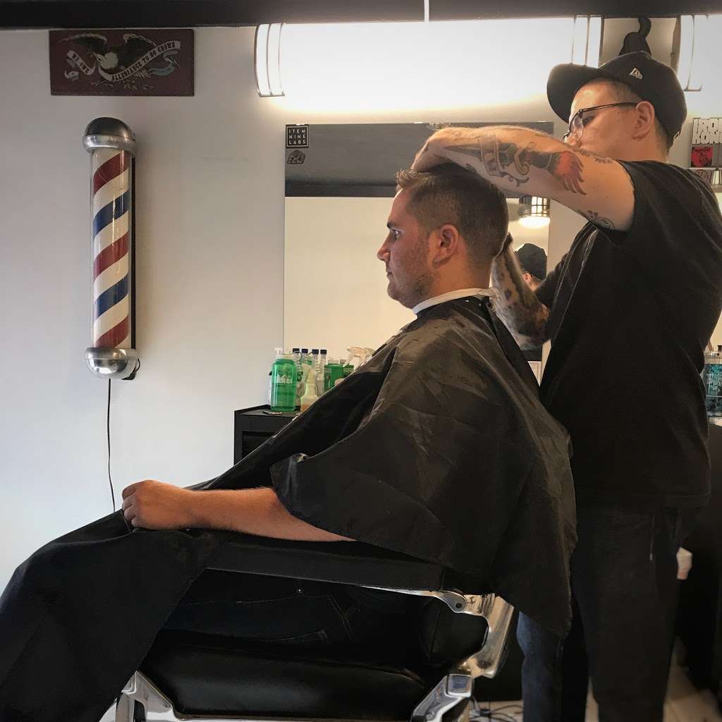 Monument Barbershop & Shave Parlor | 4215 N 16th St #11, Phoenix, AZ 85016, USA | Phone: (602) 296-7288