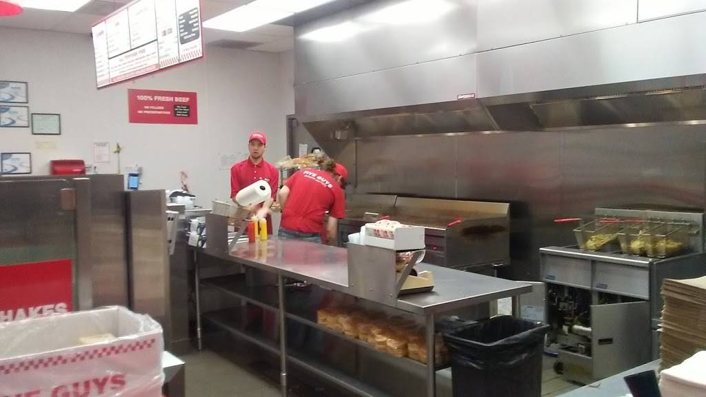 Five Guys | 15129 SE McLoughlin Blvd, Milwaukie, OR 97267, USA | Phone: (503) 659-3071