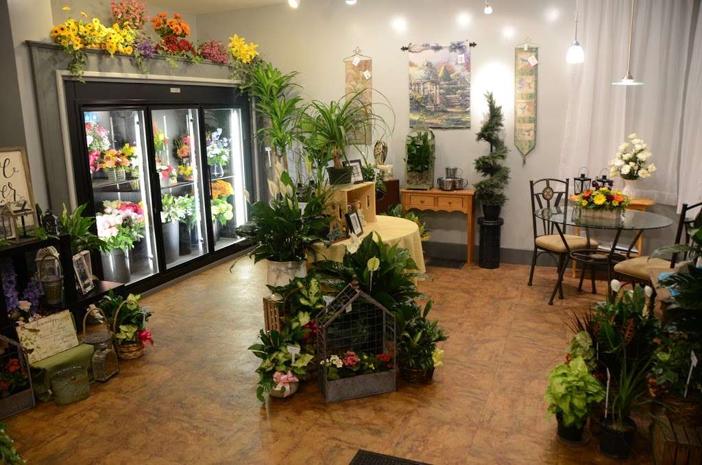 Cossairt Florist | 139 W Boggstown Rd, Shelbyville, IN 46176, USA | Phone: (317) 398-9316