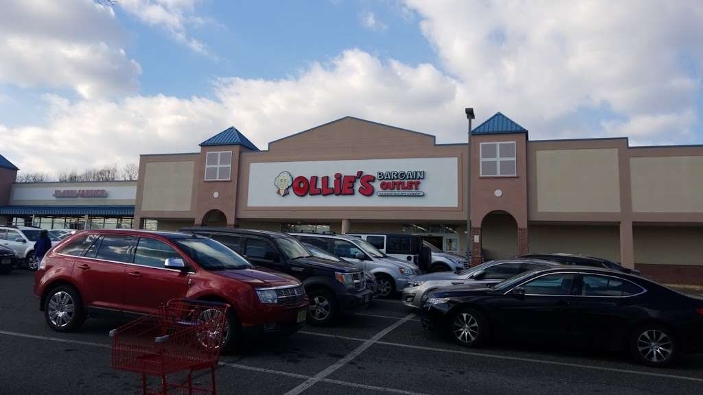 Ollies Bargain Outlet | 1800 Clements Bridge Rd, Deptford Township, NJ 08096, USA | Phone: (856) 879-7978