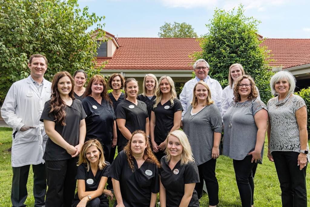 Associated Family Dental Care | 2134 Nicholasville Rd #7, Lexington, KY 40503, USA | Phone: (859) 276-4345