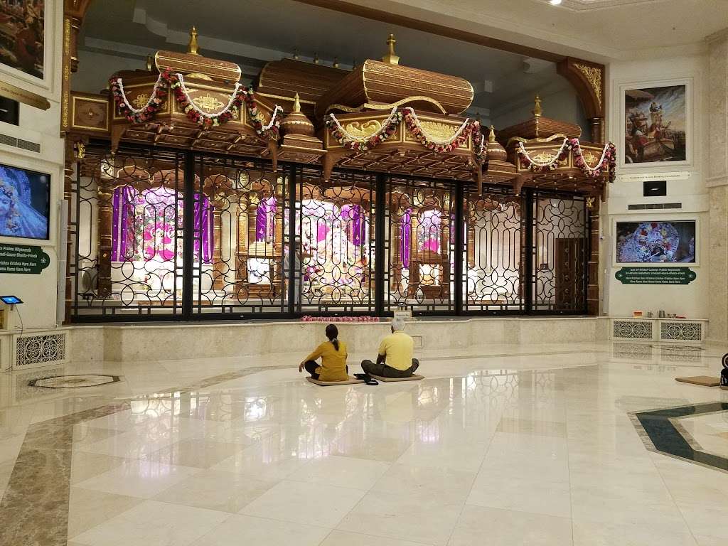 Hare Krishna Temple & Cultural Center | 1320 W 34th St, Houston, TX 77018, USA | Phone: (713) 686-4482