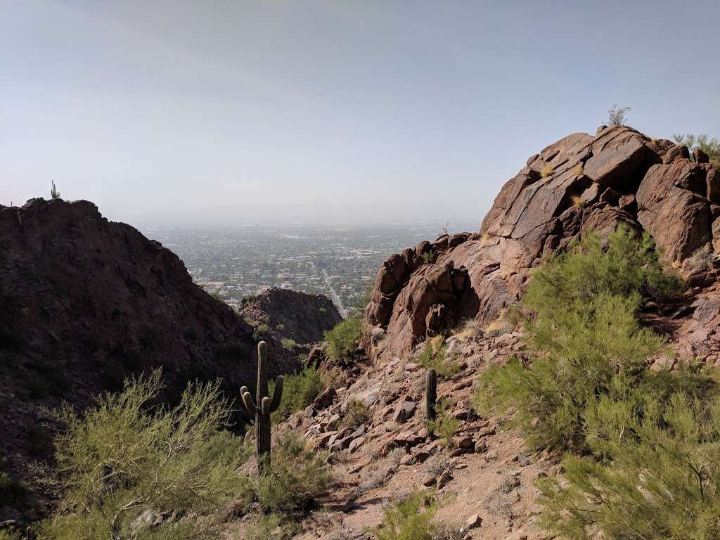 Camelback Mountain | 6131 Phoenix, Paradise Valley, AZ 85253, USA | Phone: (602) 534-5867