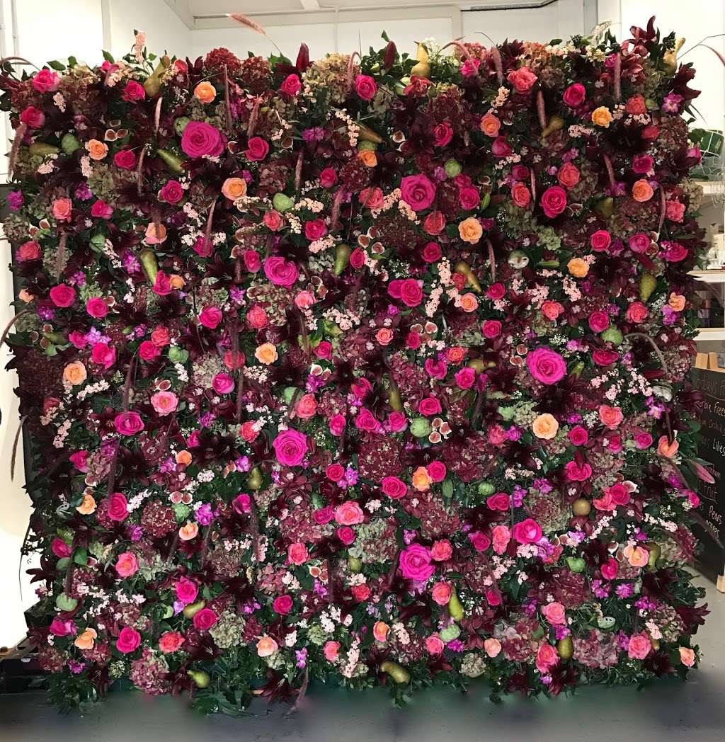 Frames for Florists | M15 Flower Market New Covent Garden Market, London, Vauxhall, Wandsworth SW8 5BH, UK | Phone: 07976 617647