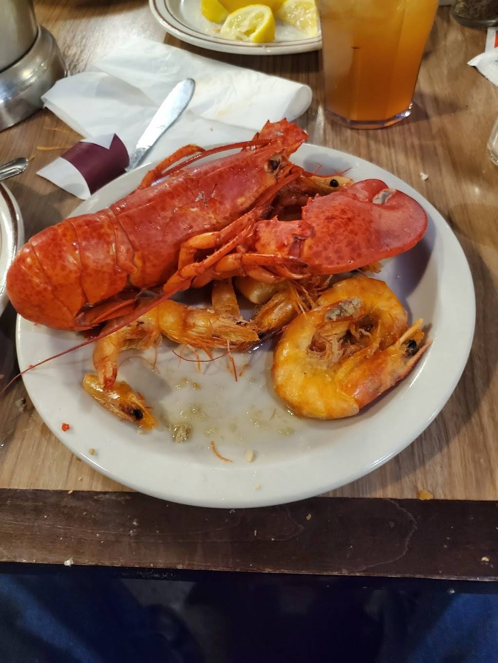 Famous Lobster Buffet | 2100 Garson Rd, Reno, NV 89523, USA | Phone: (916) 793-8314