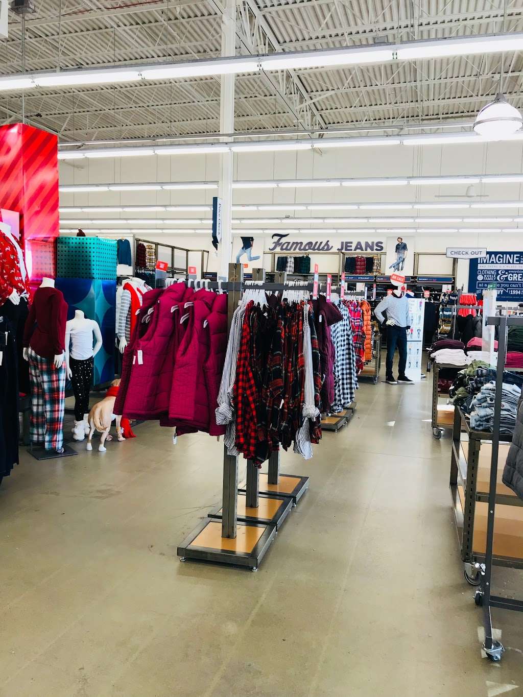 Old Navy | 141 Tuckahoe Rd, Sewell, NJ 08080, USA | Phone: (856) 728-0394