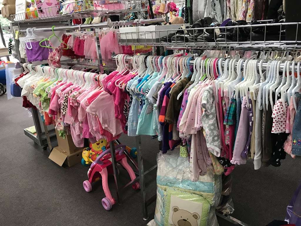 KIDDY KORNER Childrens Resale | 3716 W Elm St, McHenry, IL 60050, USA | Phone: (815) 578-9185