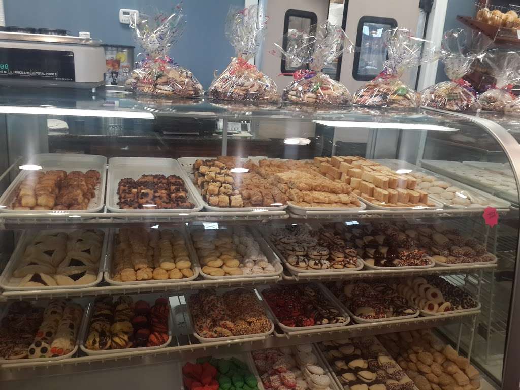 The Bakery | 1139 Jericho Turnpike #3, Commack, NY 11725, USA | Phone: (631) 864-8066