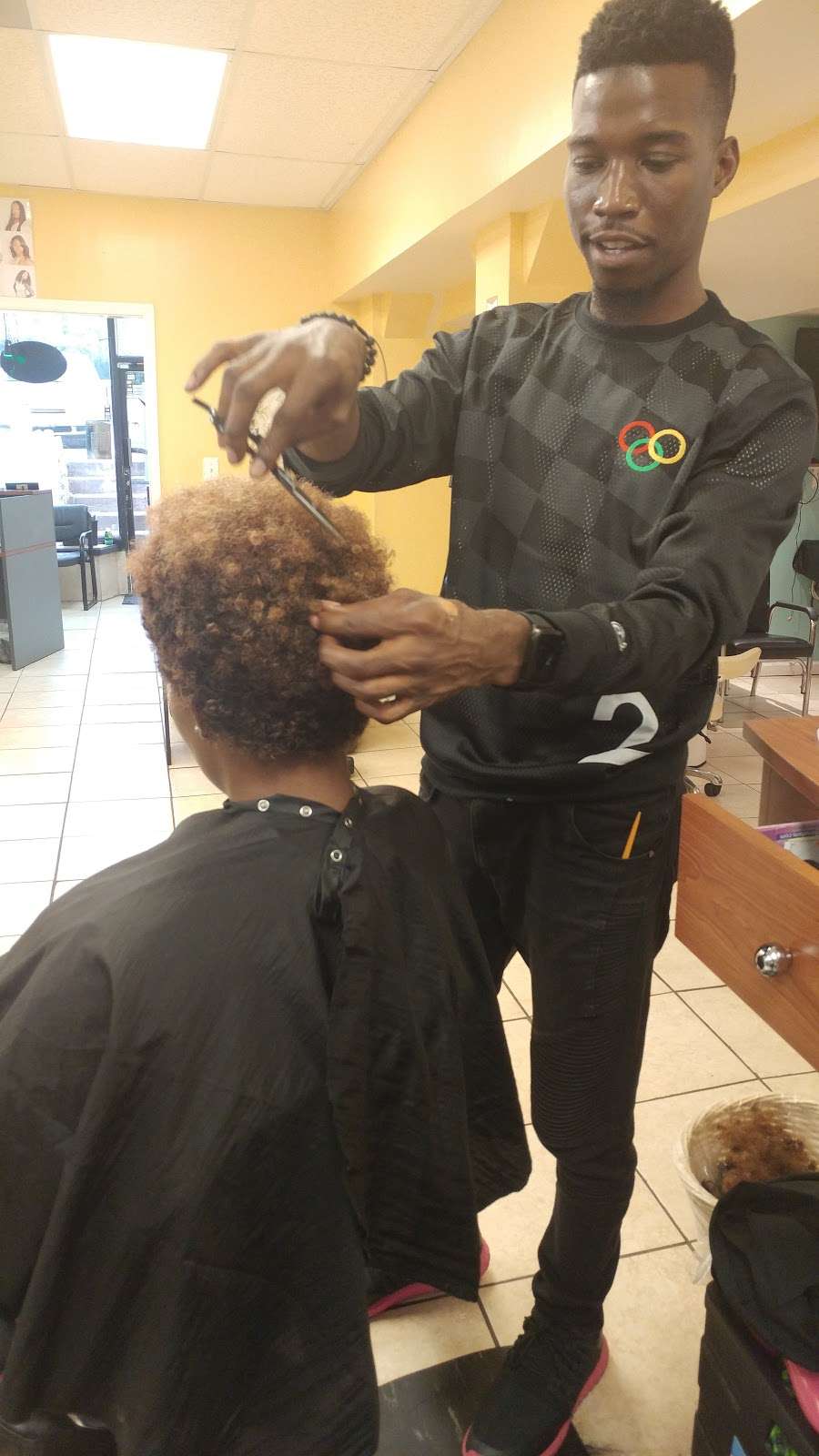 Flawless Cutz 4 | 4043 Wilkens Ave, Carroll, MD 21229, USA | Phone: (410) 536-4004