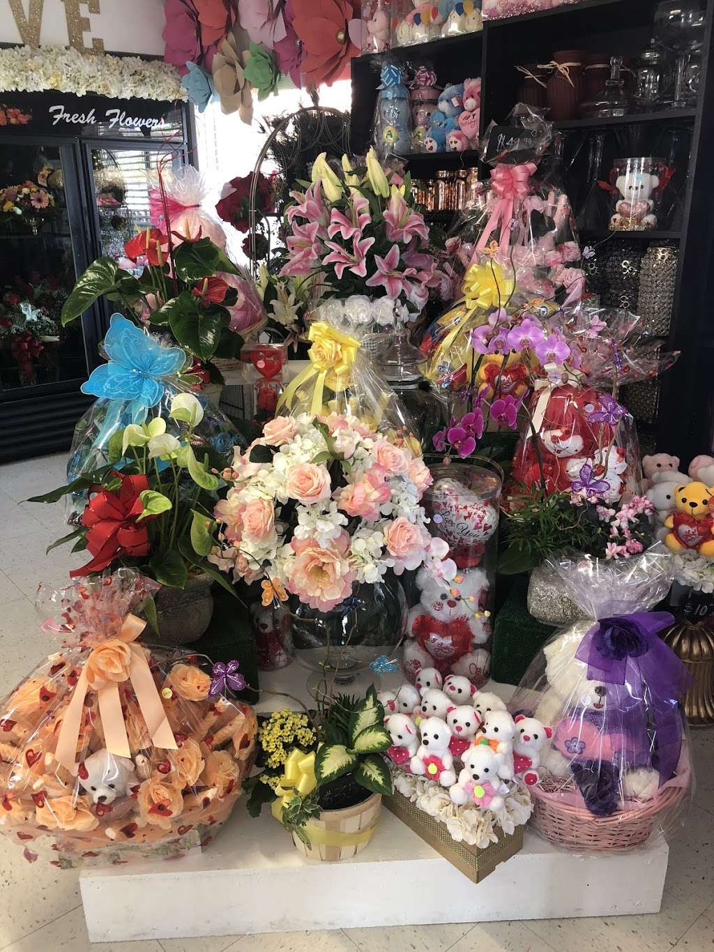 Normas Flower Shop | 3641, 36601 Newark Blvd #81, Newark, CA 94560, USA | Phone: (510) 793-7255