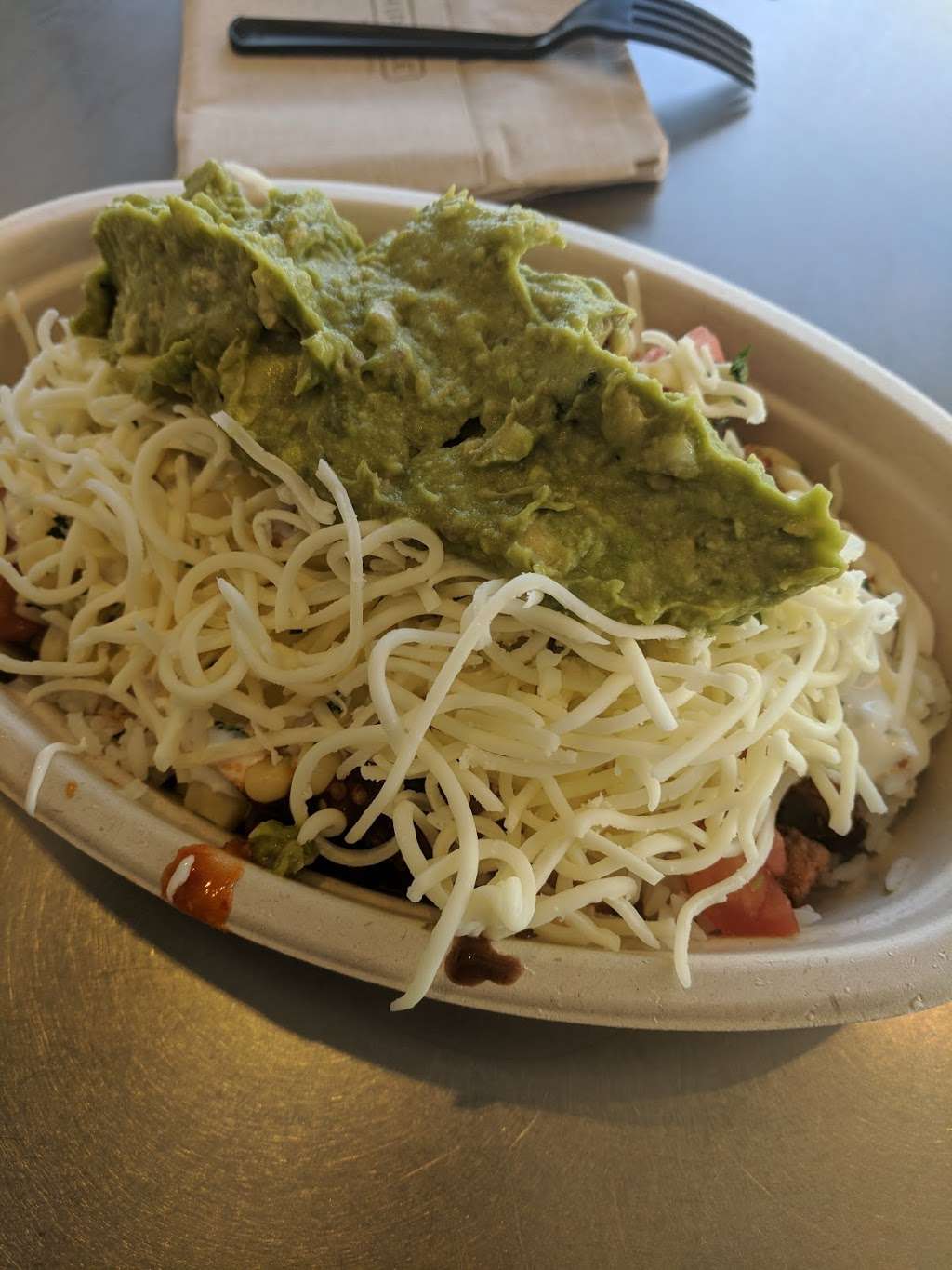 Chipotle Mexican Grill | 4012 W Riverside Dr, Burbank, CA 91505, USA | Phone: (818) 561-2004