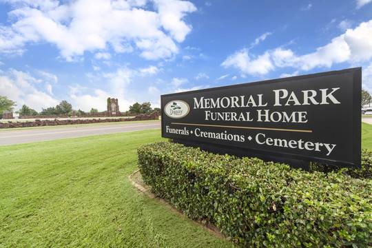 Memorial Park Funeral Home & Cemetery | 13313 N Kelley Ave, Oklahoma City, OK 73131, USA | Phone: (405) 755-1111