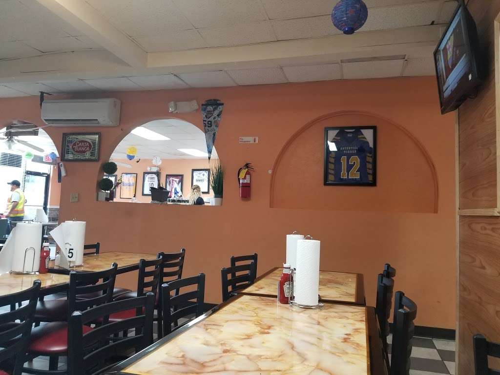 Tacos El Regio | 8829 E W.T. Harris Blvd, Charlotte, NC 28227, USA | Phone: (704) 222-9078