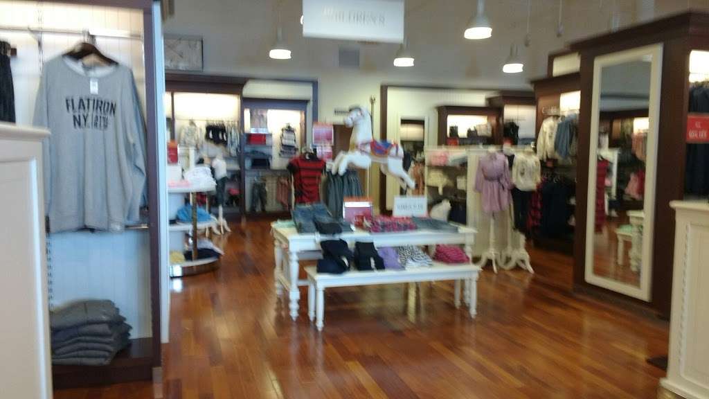 Polo Ralph Lauren Factory Store | 1811 Village West Pkwy Space O-135, Kansas City, KS 66111, USA | Phone: (913) 299-2814