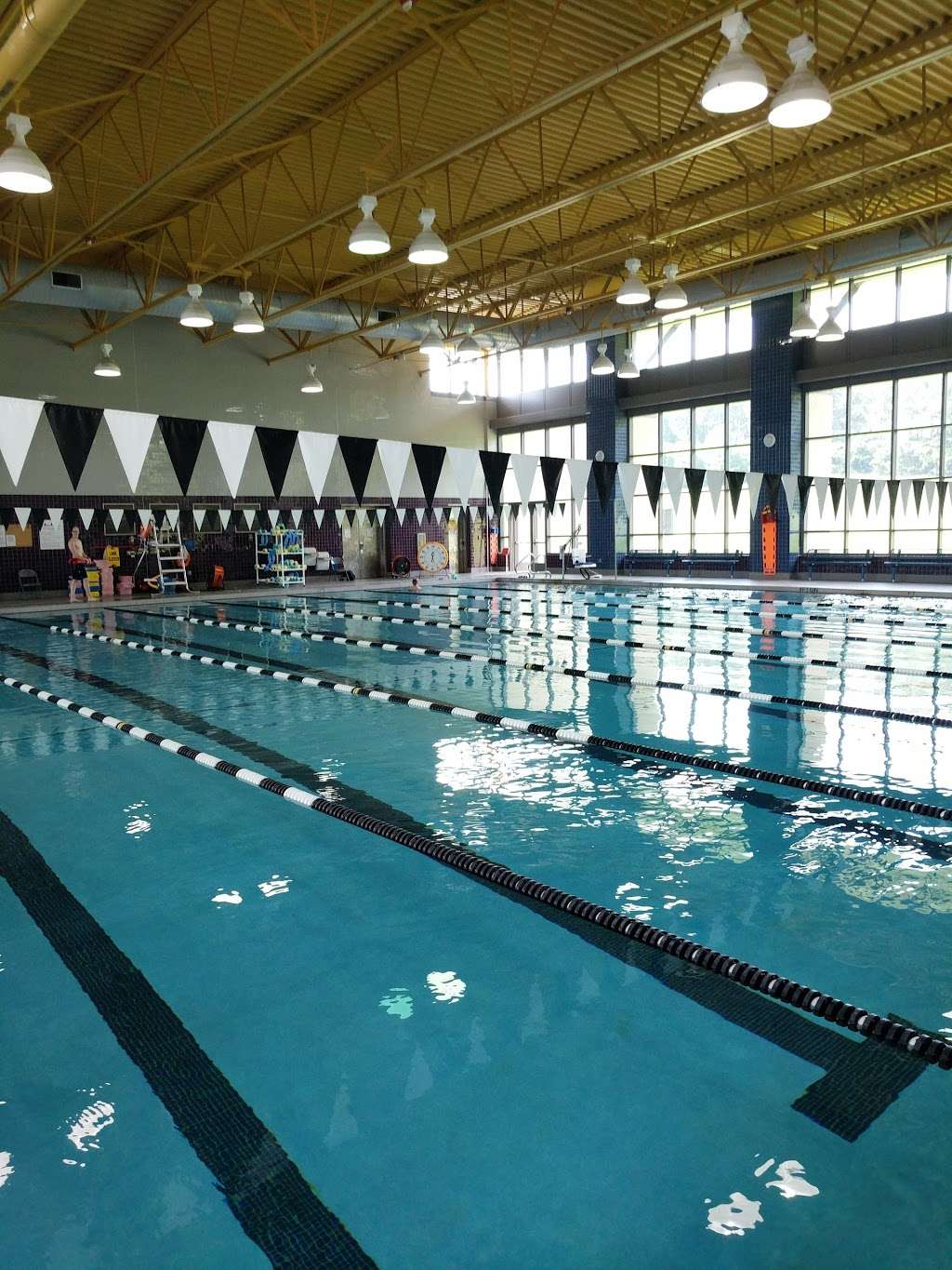 North Arundel Aquatic Center | 7888 Crain Hwy S, Glen Burnie, MD 21061, USA | Phone: (410) 222-0090