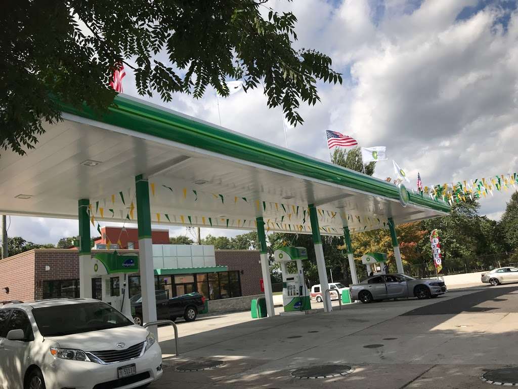 BP | 4300 S State St, Chicago, IL 60609, USA | Phone: (773) 451-0383