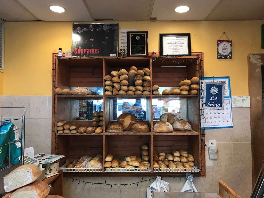 Leos Bakery & Deli | 514 Grand Ave, North Bergen, NJ 07047, USA | Phone: (201) 348-8433