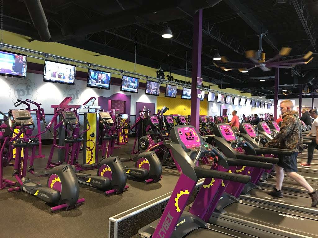 Planet Fitness | 270 Charger St, Revere, MA 02151, USA | Phone: (781) 629-5409