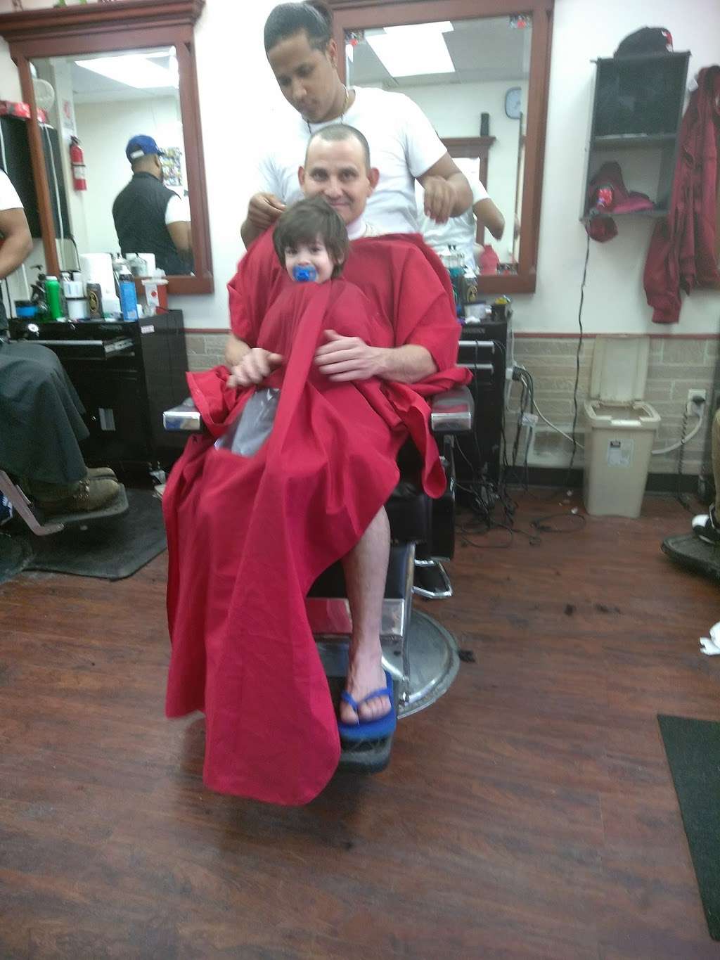 Los Monstros Barber Shop | 702 Merrimack St, Lowell, MA 01854, USA | Phone: (603) 233-0796