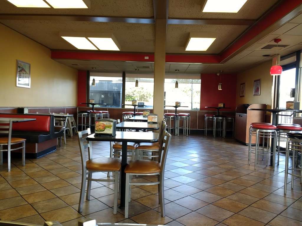 Carls Jr. #7414 | 3929 S El Camino Real, San Clemente, CA 92672, USA | Phone: (949) 498-5641