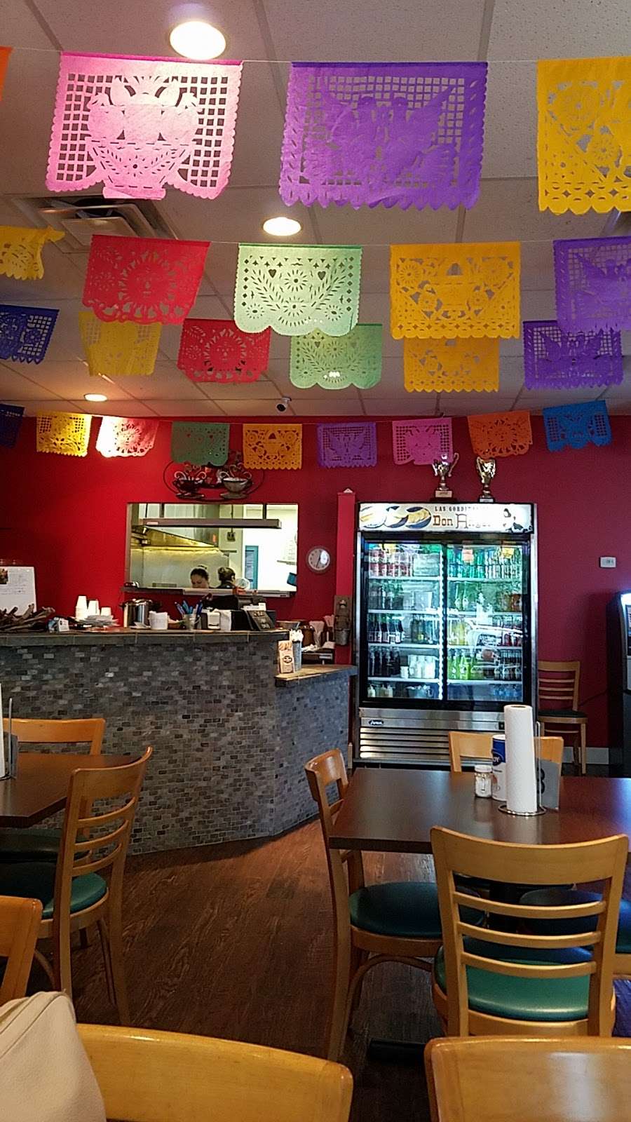 Las Gorditas De Don Angel #4 | 165 E Highland Ave, Elgin, IL 60120, USA | Phone: (847) 468-0330