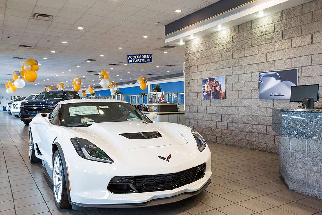 Earnhardt Chevrolet | 2121 N Arizona Ave, Chandler, AZ 85225, USA | Phone: (480) 899-0131