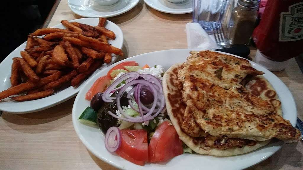 Gracies Corner Diner | 352 East 86th St, New York, NY 10028, USA | Phone: (212) 737-8505