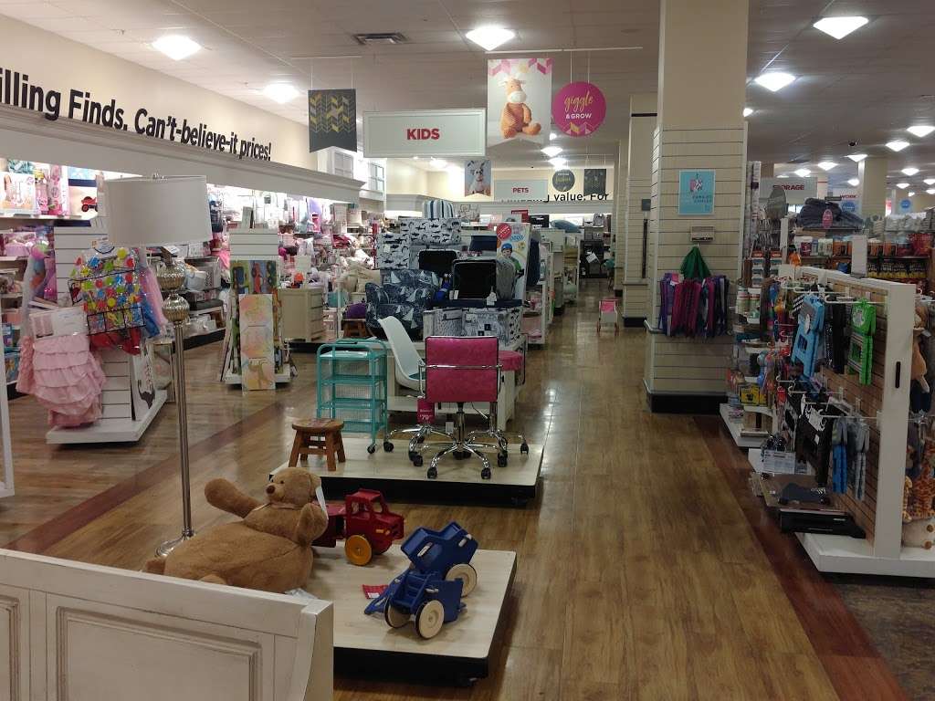 HomeGoods | 8600 Ward Pkwy, Kansas City, MO 64114, USA | Phone: (816) 361-3981