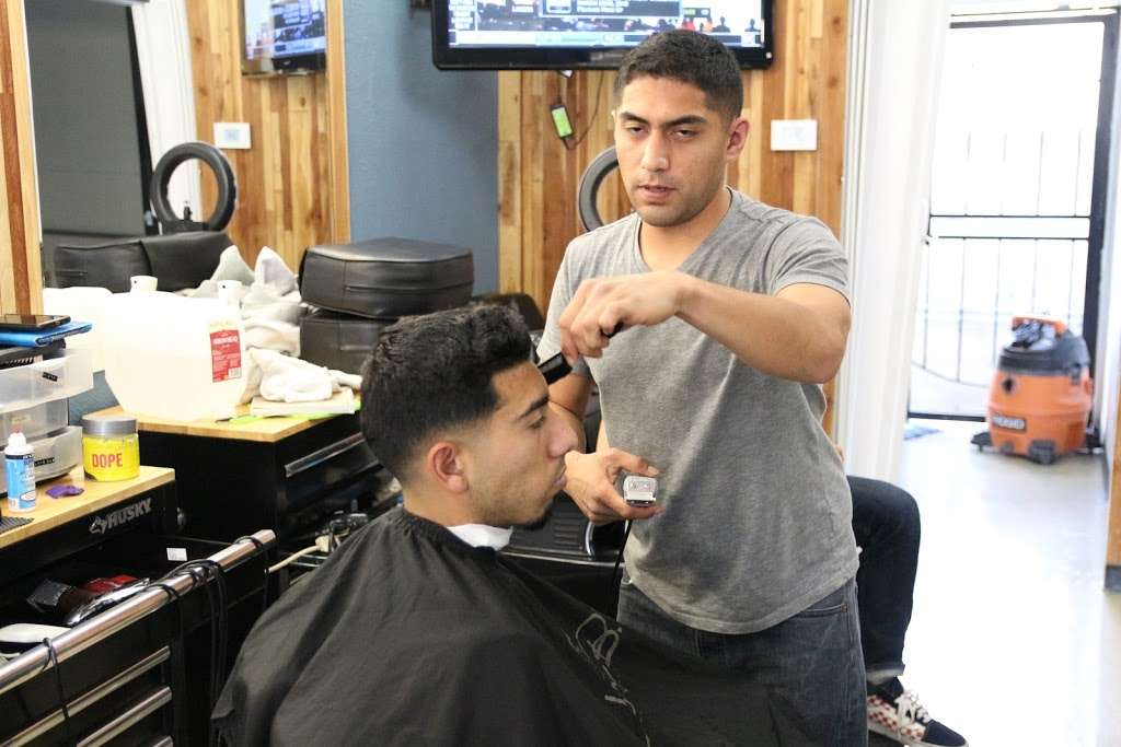 Cali Coast Barbershop | 6934 Federal Blvd, Lemon Grove, CA 91945, USA | Phone: (619) 264-6728