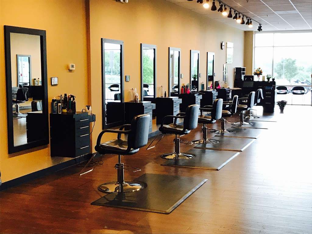 HAIR WORKS | 38 Joshua M. Freeman Blvd #103, Ranson, WV 25438, USA | Phone: (304) 728-9898