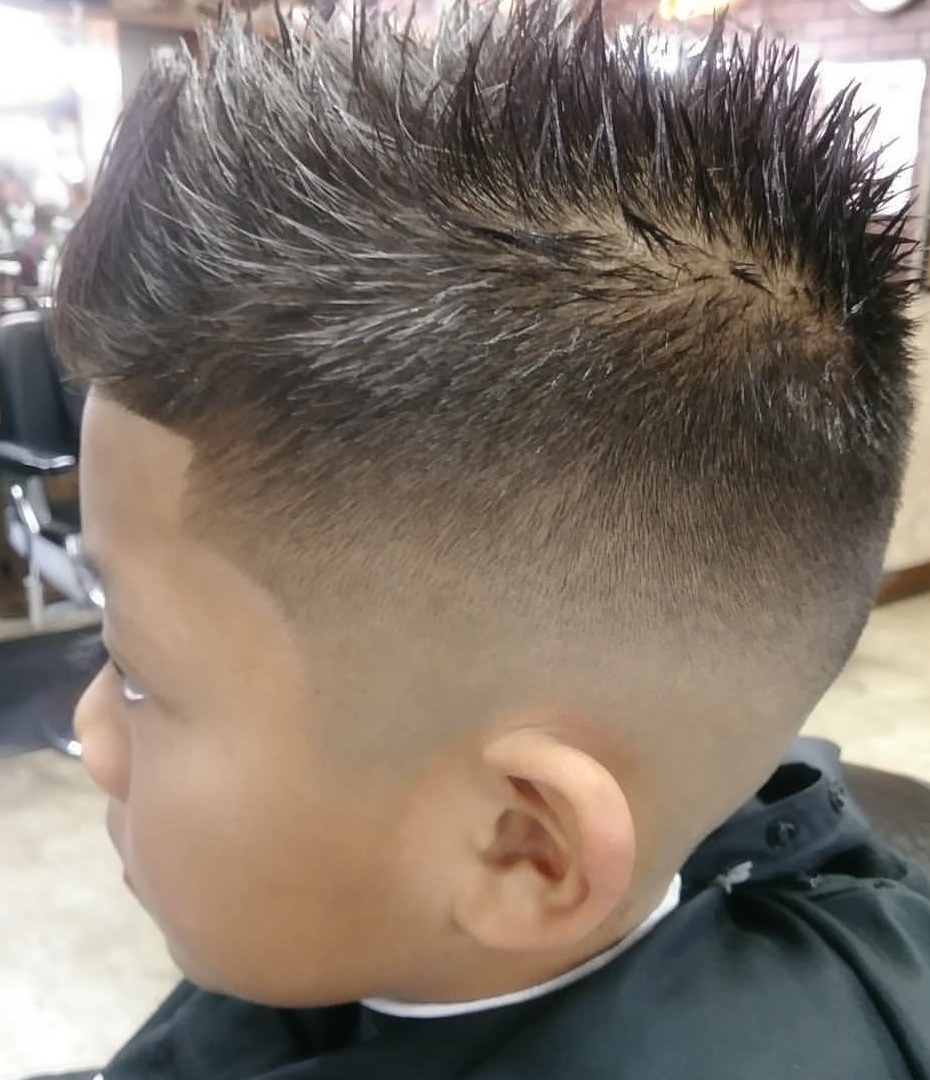 Amigos Barbershop | 15761 Tustin Village Way Ste 103, Tustin, CA 92780, USA | Phone: (714) 486-2402