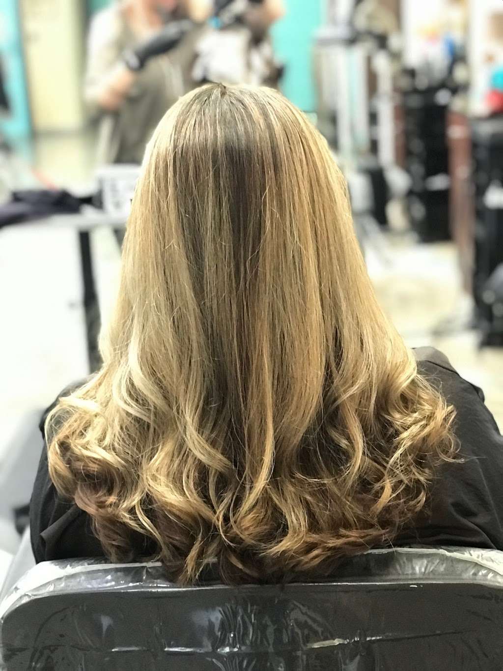 Sheri Maries Salon & Co | 9212 Fry Rd #160, Cypress, TX 77433, USA | Phone: (281) 463-7375