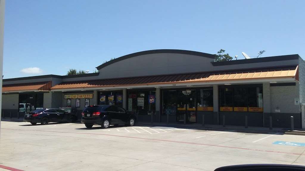 Shell | 1525 S Cherry St, Tomball, TX 77375, USA | Phone: (832) 559-7550