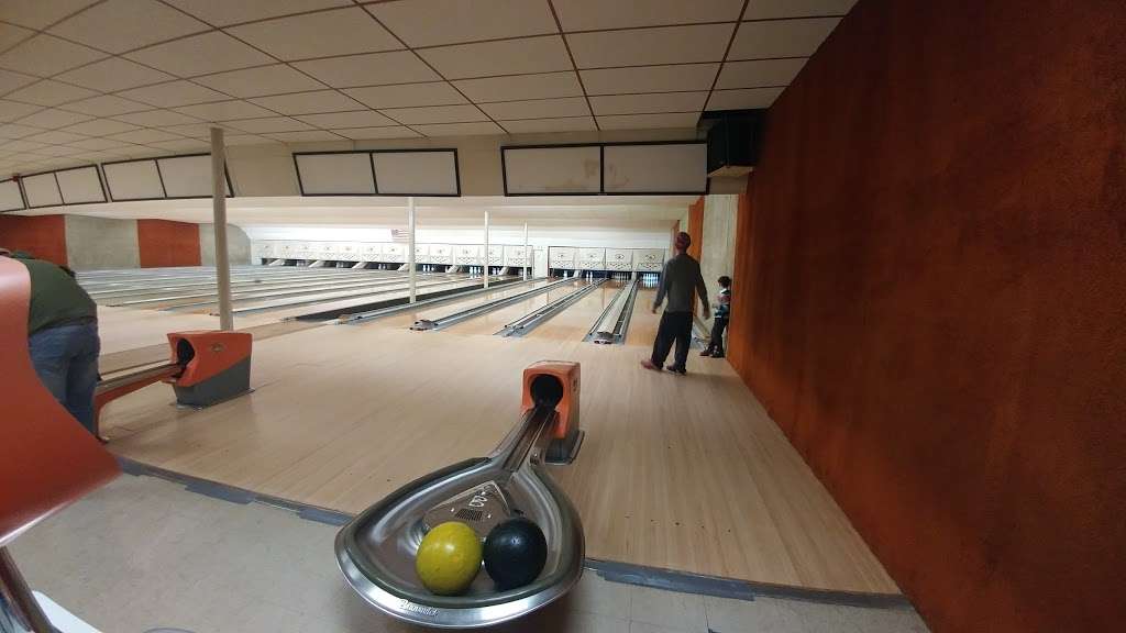 Fryes Lake Lanes | 2800 Poplar Tent Rd, Concord, NC 28027, USA | Phone: (704) 782-5952