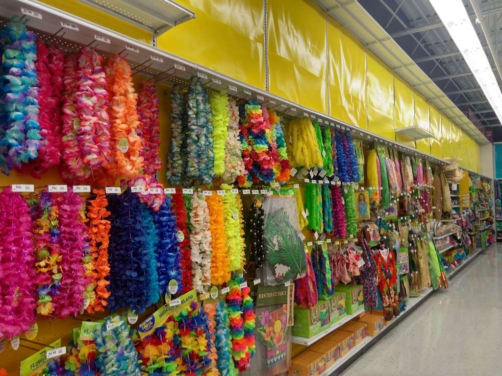 Party City | 1140 Newport Ave, Attleboro, MA 02703, USA | Phone: (508) 761-3500