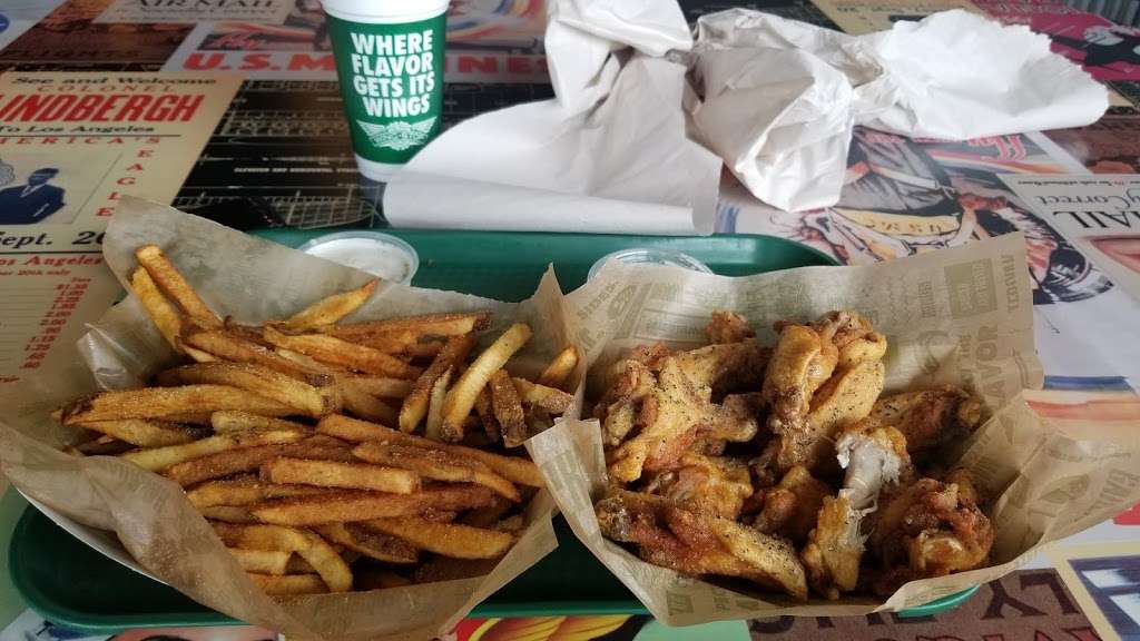 Wingstop | 11037 Shadow Creek Pkwy Ste 109, Pearland, TX 77584, USA | Phone: (713) 436-9808