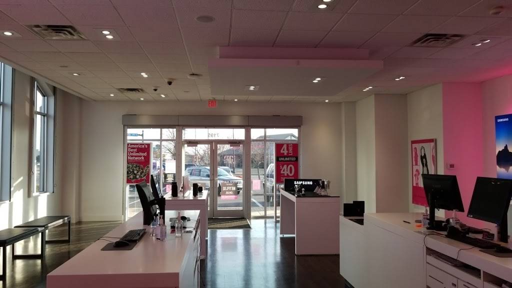 T-Mobile | 7195 SE 29th St, Midwest City, OK 73110, USA | Phone: (405) 736-6849