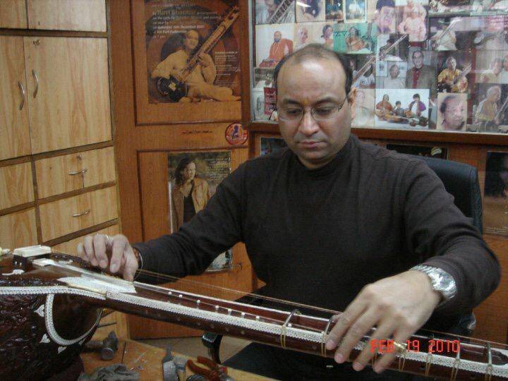 VadyaMusic.com | Sitar Shop in Queen NYC | 149 - 31 122nd St, South Ozone Park, NY 11420, USA | Phone: (415) 535-7400