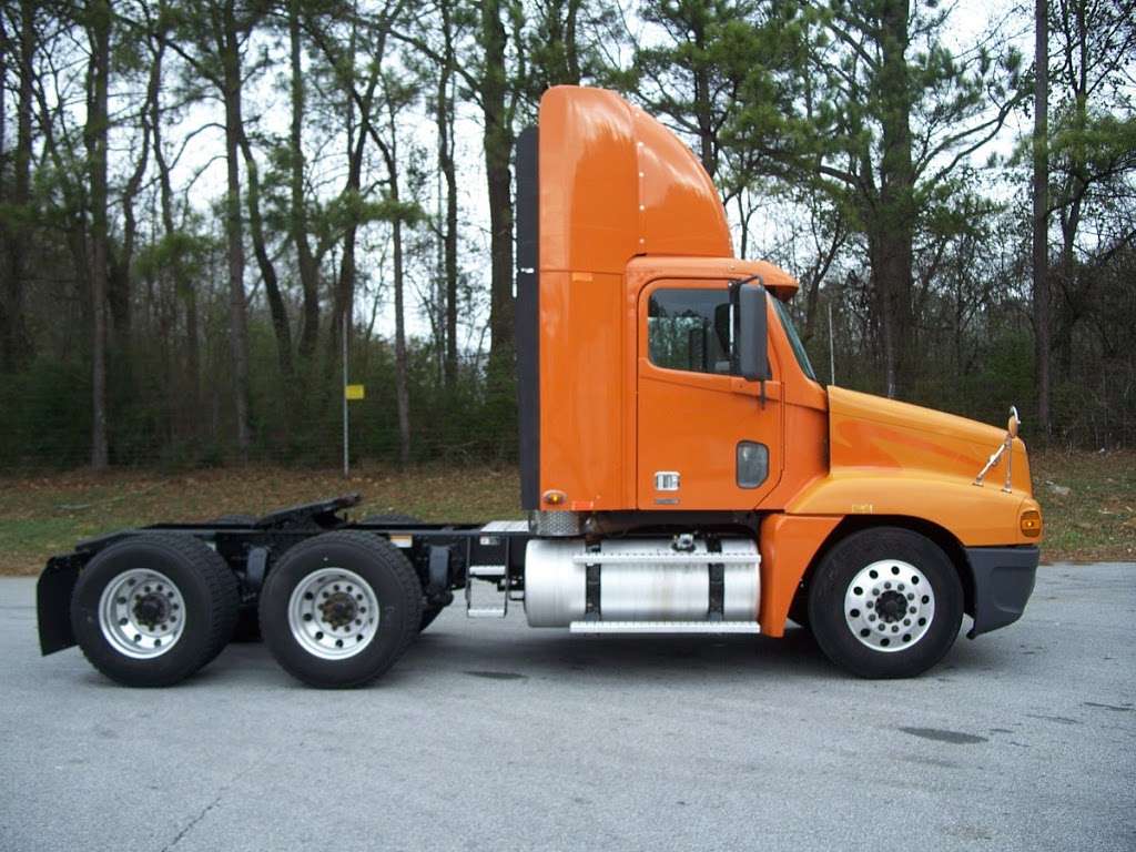 Schneider Truck Sales | 1415 Penn City Rd, Houston, TX 77015, USA | Phone: (800) 635-9801