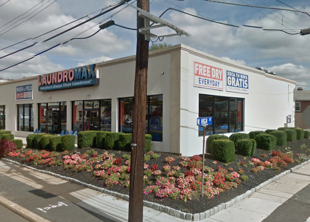 Laundromax | 613 N Black Horse Pike, Haddon Heights, NJ 08035, USA | Phone: (856) 547-6302