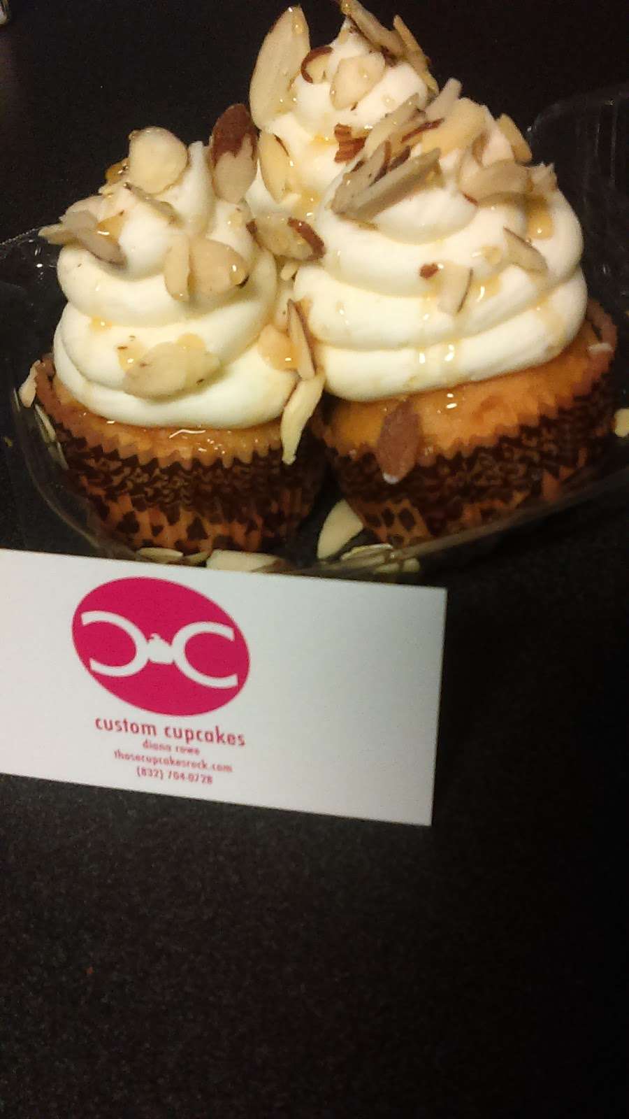 Custom Cupcakes | 18203 Westfield Pl Dr, Houston, TX 77090, USA | Phone: (832) 704-0728