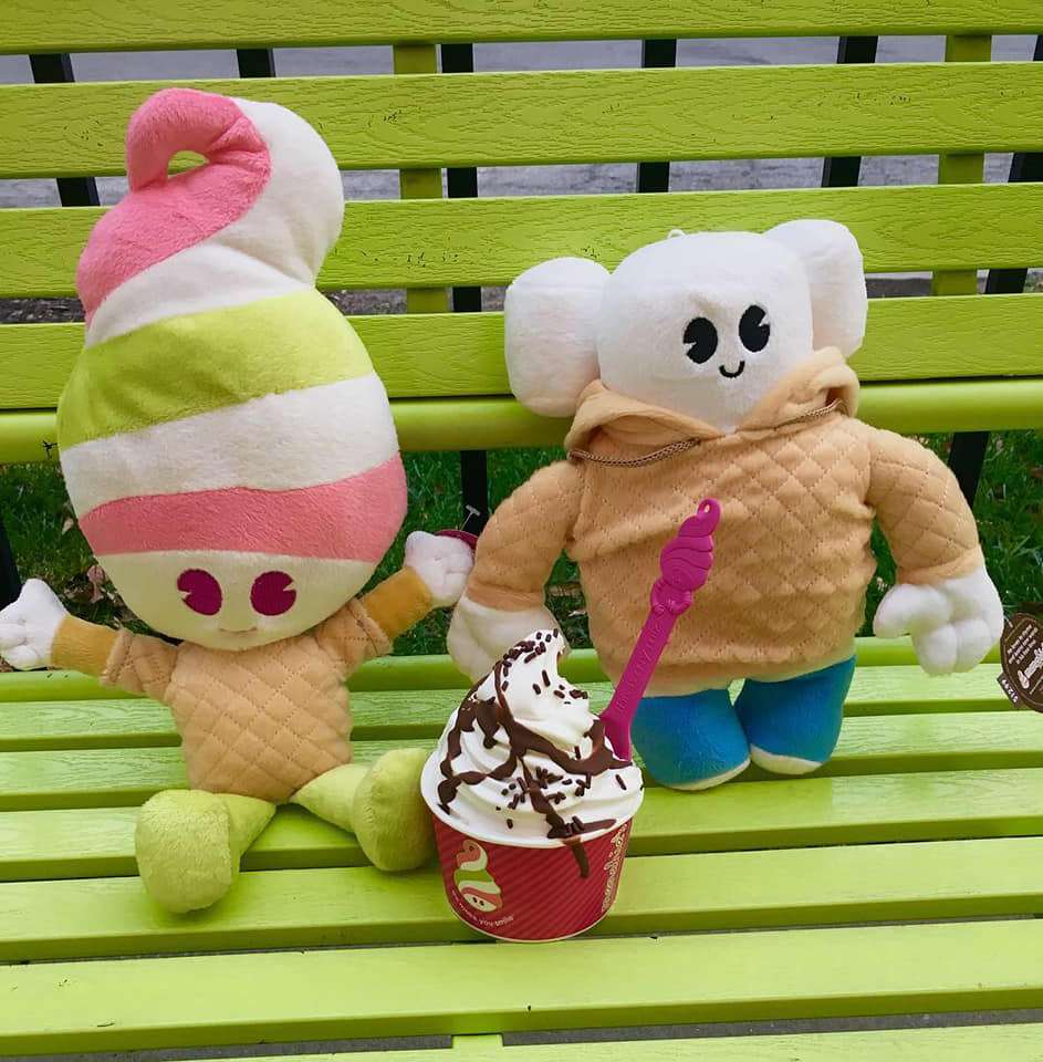 Menchies Frozen Yogurt | 1802 NW Chipman Rd, Lees Summit, MO 64081, USA | Phone: (816) 347-1909