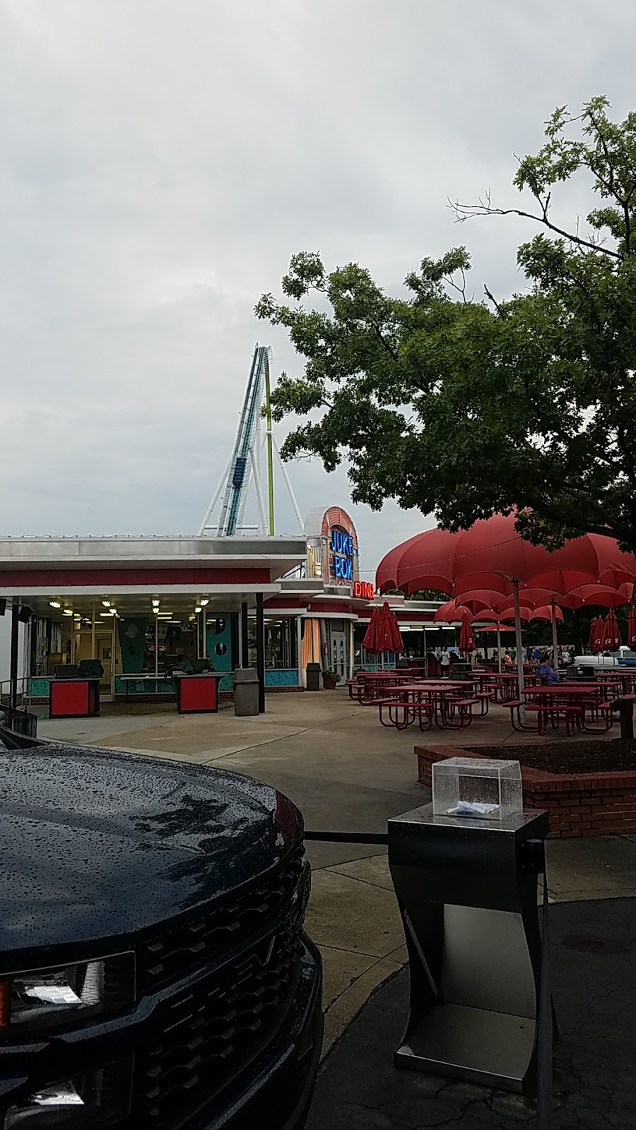 Juke Box Diner | 300 Carowinds Blvd, Charlotte, NC 28273, USA | Phone: (704) 588-2600