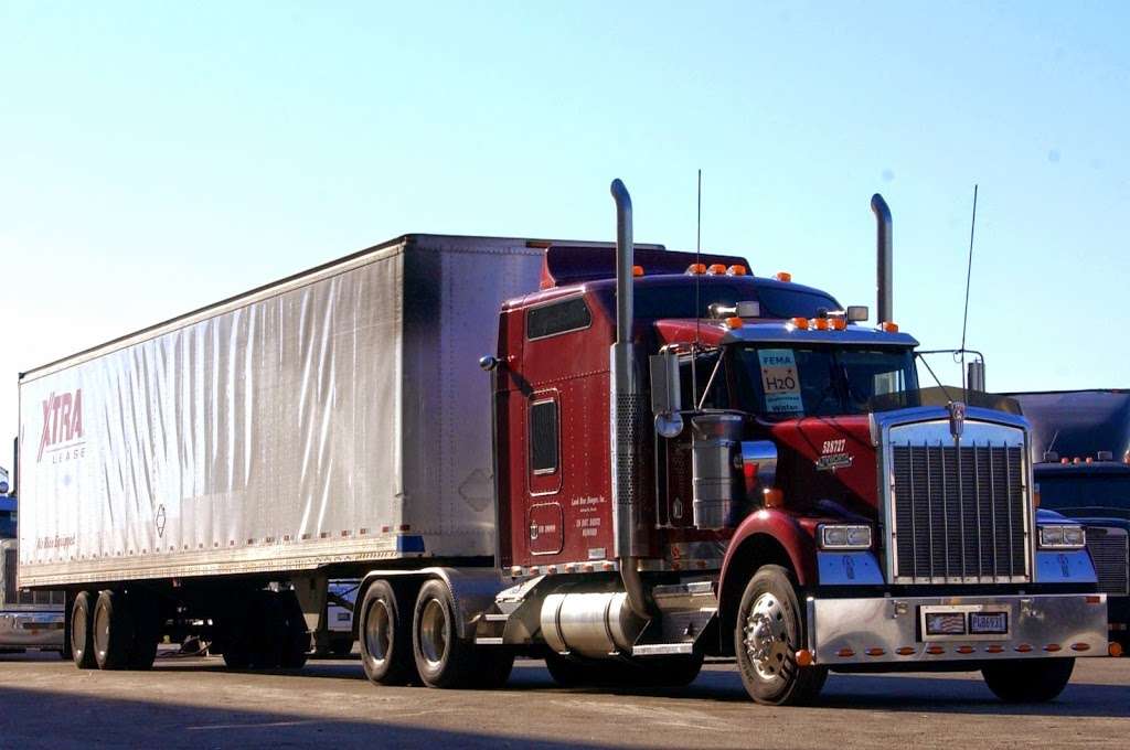 J & M Truck & Trailer Services | 3801 W Morris St, Indianapolis, IN 46241, USA | Phone: (317) 240-2851