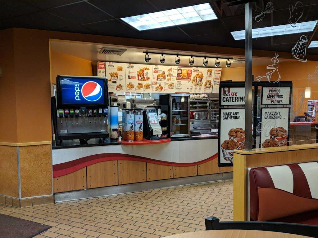 KFC | 8026 39th Ave, Kenosha, WI 53142, USA | Phone: (262) 697-9109